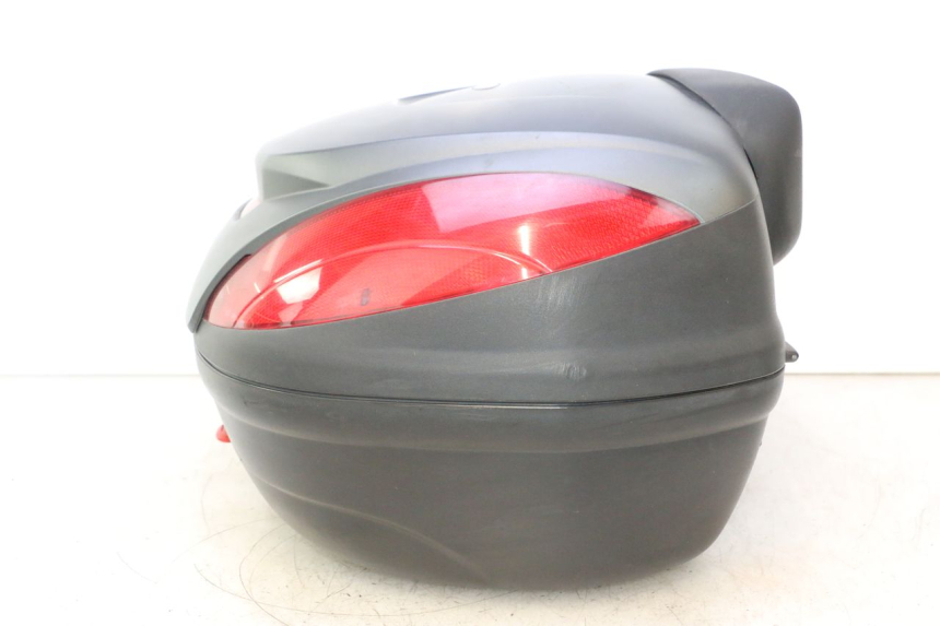photo de TOP BOX YAMAHA X-MAX XMAX 125 (2010 - 2013) - High-resolution close-up
