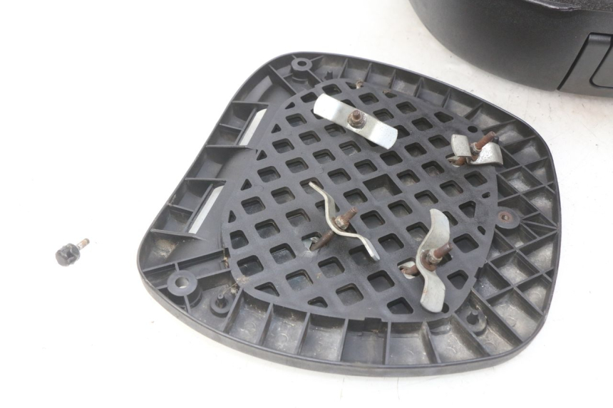 photo de TOP CASE YAMASAKI YM T 125 (2015 - 2020) - Checked used part