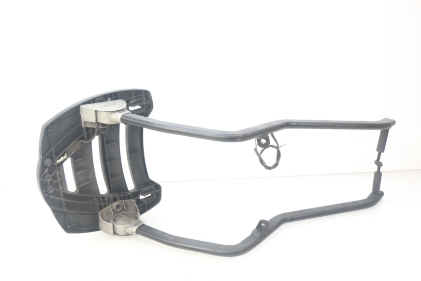 photo de TOP BOX KAWASAKI ZR7 ZR-7 S 750 (1999 - 2004) - Alternative angle