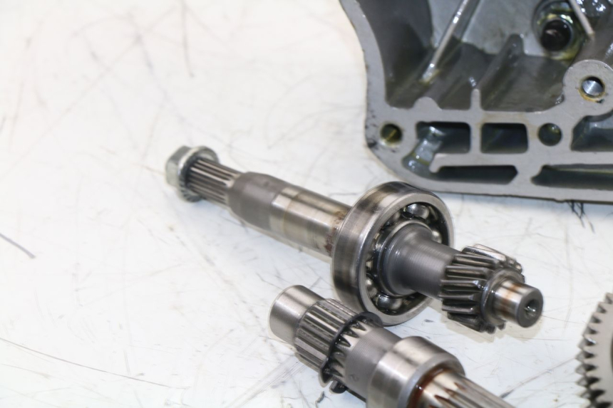 photo de REAR WHEEL SHAFT BAOTIAN BT 49 QT-9 50 (2006 - 2010) - Additional view of the item