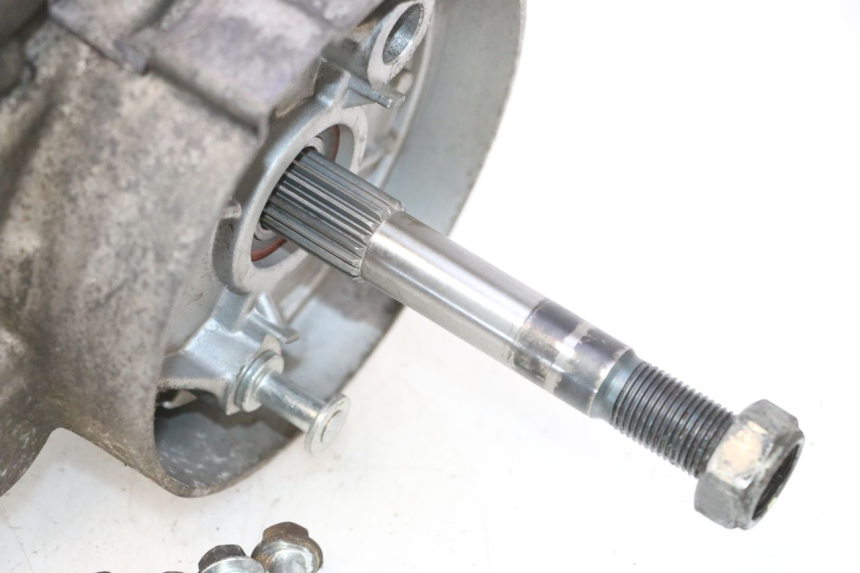 photo de REAR WHEEL SHAFT MASH BIBOP 2.0 50 (2021 - 2026) - Fixing points details