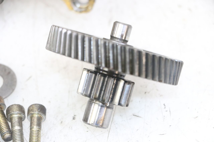 photo de REAR WHEEL SHAFT MBK BOOSTER SPIRIT NAKED 50 (2004 - 2017) - Component zoom