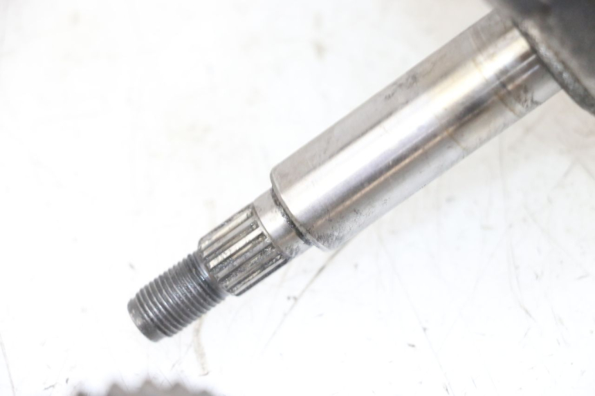 photo de REAR WHEEL SHAFT MBK BOOSTER SPIRIT NAKED 50 (2004 - 2017) - Surface and material condition