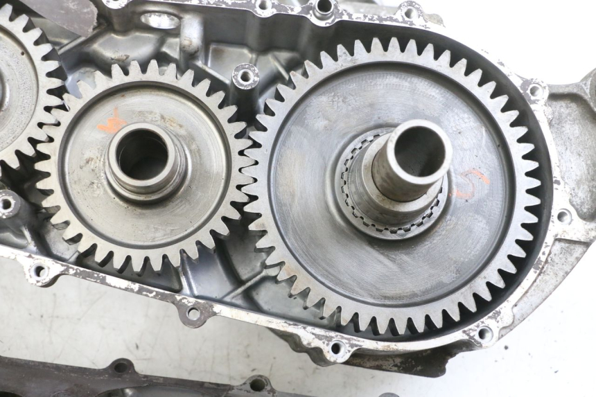 photo de REAR WHEEL SHAFT SUZUKI BURGMAN EXECUTIVE ABS 650 (2006 - 2012) - Focus on structure