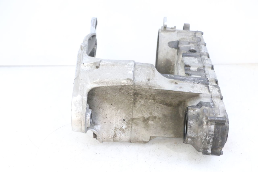 photo de REAR WHEEL SHAFT SUZUKI BURGMAN EXECUTIVE ABS 650 (2006 - 2012) - Markings and original references