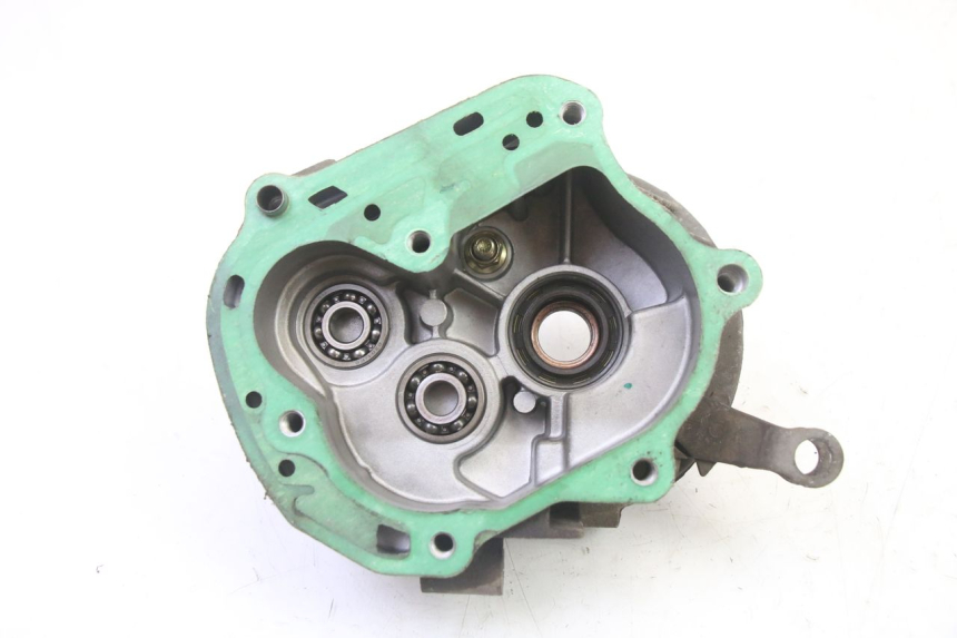 photo de REAR WHEEL SHAFT ORCAL CAVARO 4T 50 (2019 - 2023) - Fixing points details