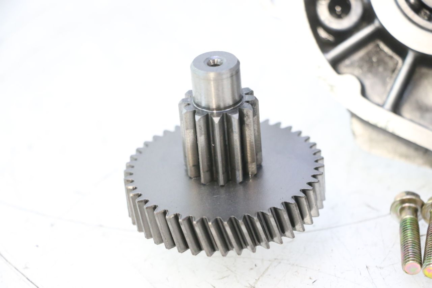 photo de REAR WHEEL SHAFT PEUGEOT CITYSTAR 2T 50 (2018 - 2021) - Detailed visual inspection