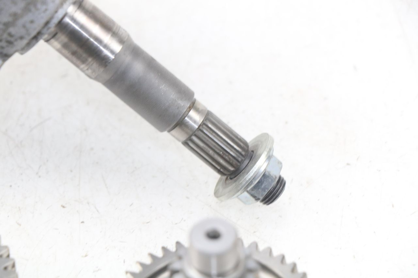 photo de REAR WHEEL SHAFT JMSTAR CJ12M 125 (2005 - 2007) - Technical close-up