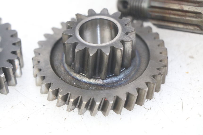 photo de WHEEL TRANSMISSION SUZUKI CP 80 (1985 - 1996) - Distinctive features