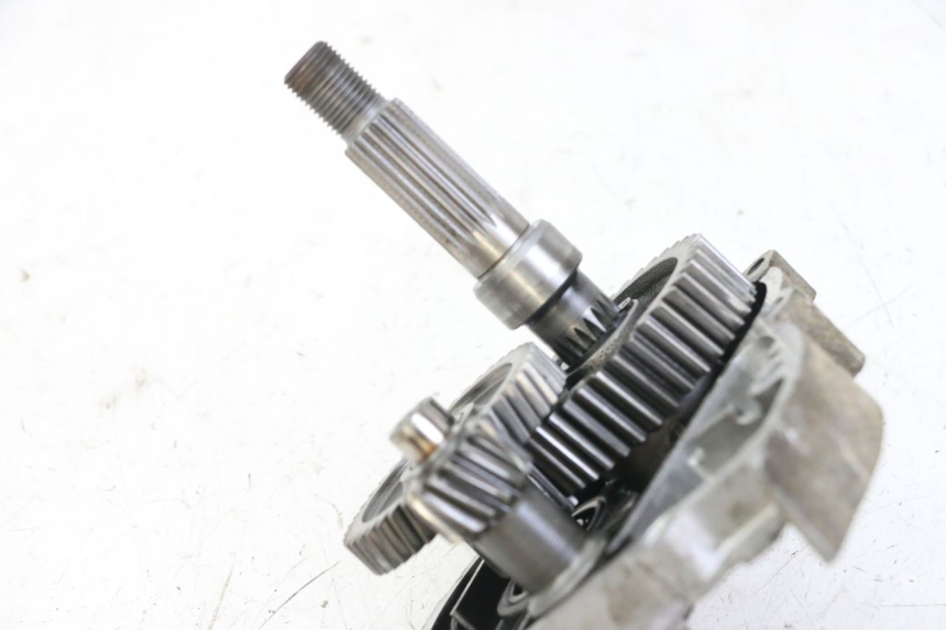 photo de REAR WHEEL SHAFT DAELIM BESBI 125 (2007 - 2008) - Additional view of the item