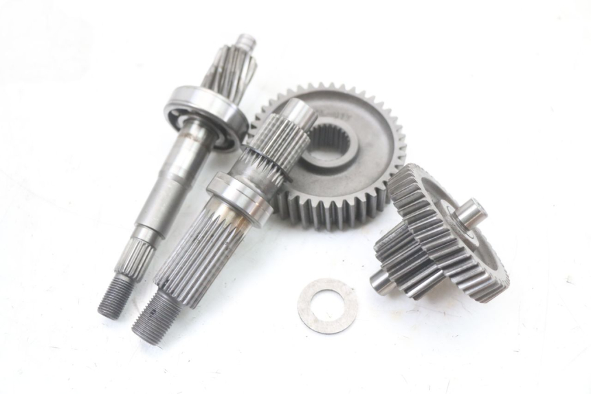 photo de REAR WHEEL SHAFT PEUGEOT DJANGO 125 (2014 - 2017) - Additional view of the item