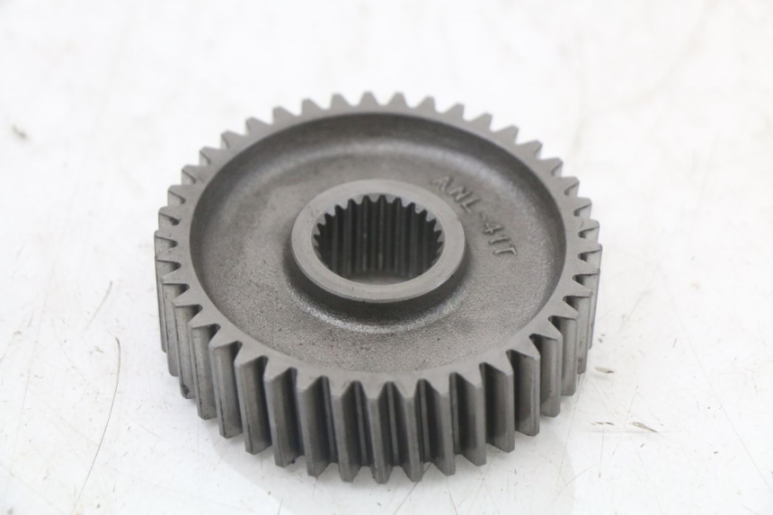 photo de REAR WHEEL SHAFT PEUGEOT DJANGO 125 (2014 - 2017) - Alternative angle