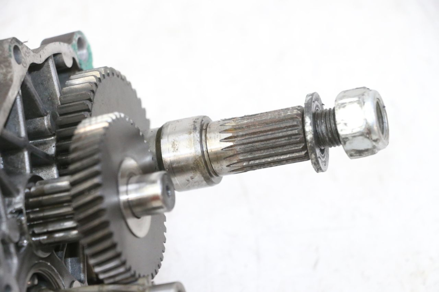 photo de REAR WHEEL SHAFT PEUGEOT ELYSTAR 50 (2002 - 2014) - Fixing points details