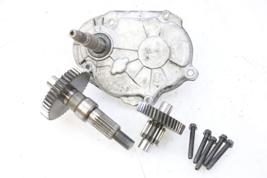 photo de REAR WHEEL SHAFT PEUGEOT ELYSTAR 50 (2002 - 2014) - Zoom on usage condition