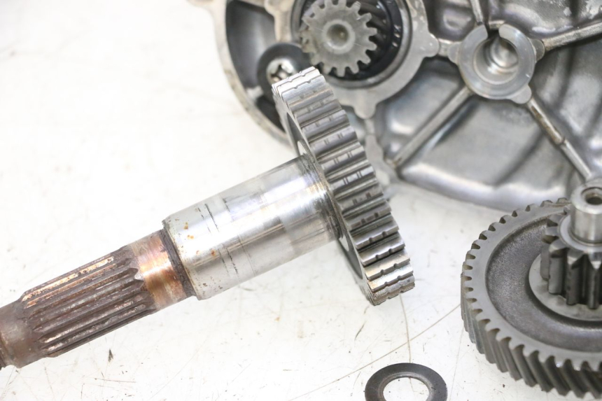 photo de REAR WHEEL SHAFT MBK EVOLIS 80 (1993 - 1999) - Additional view of the item