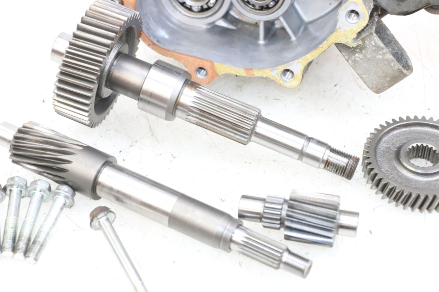 photo de REAR WHEEL SHAFT HONDA FES PANTHEON 2T 125 (1998 - 2002) - Distinctive features