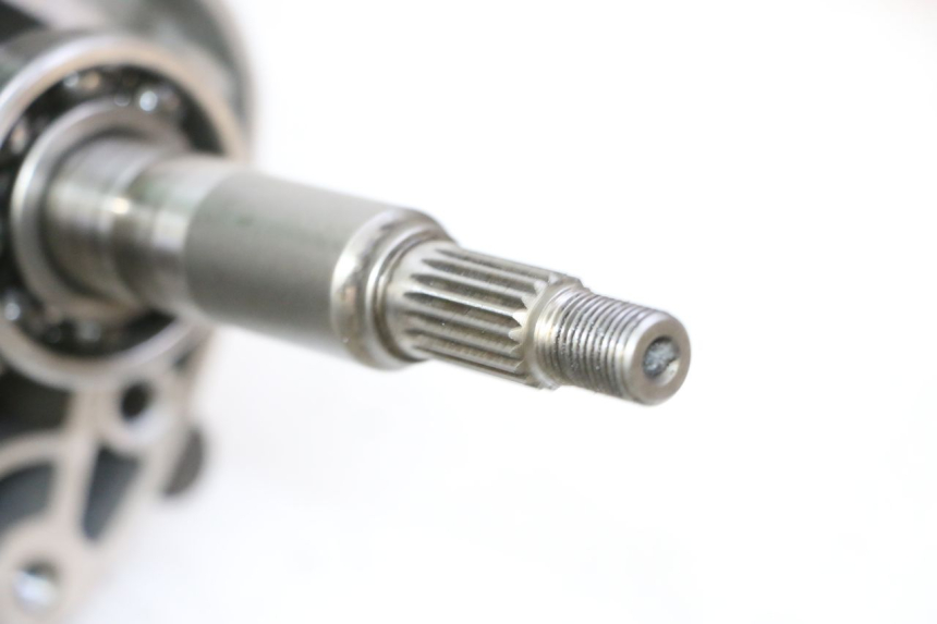 photo de WHEEL TRANSMISSION HONDA FES S-WING SWING ABS 125 (2007 - 2015) - Surface and material condition