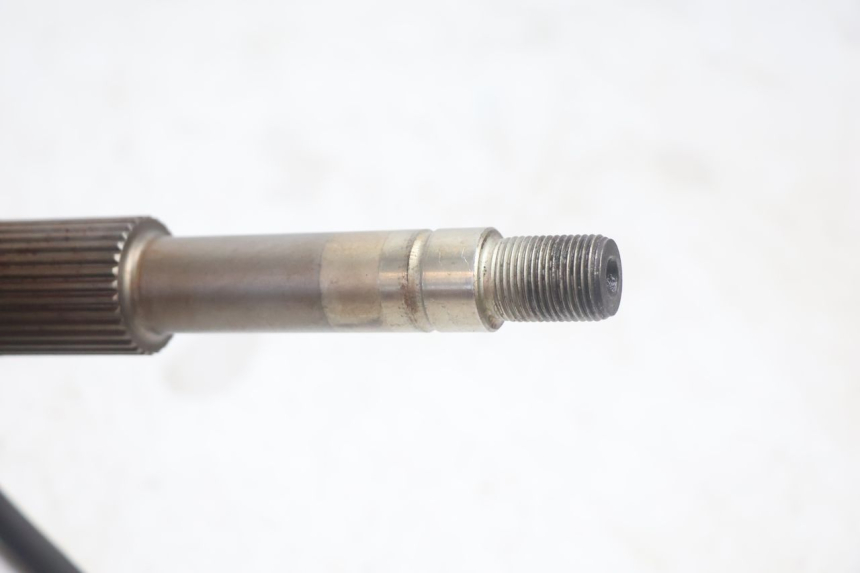 photo de REAR WHEEL SHAFT HONDA FJS SILVER WING SILVERWING 400 (2005 - 2008) - Markings and original references