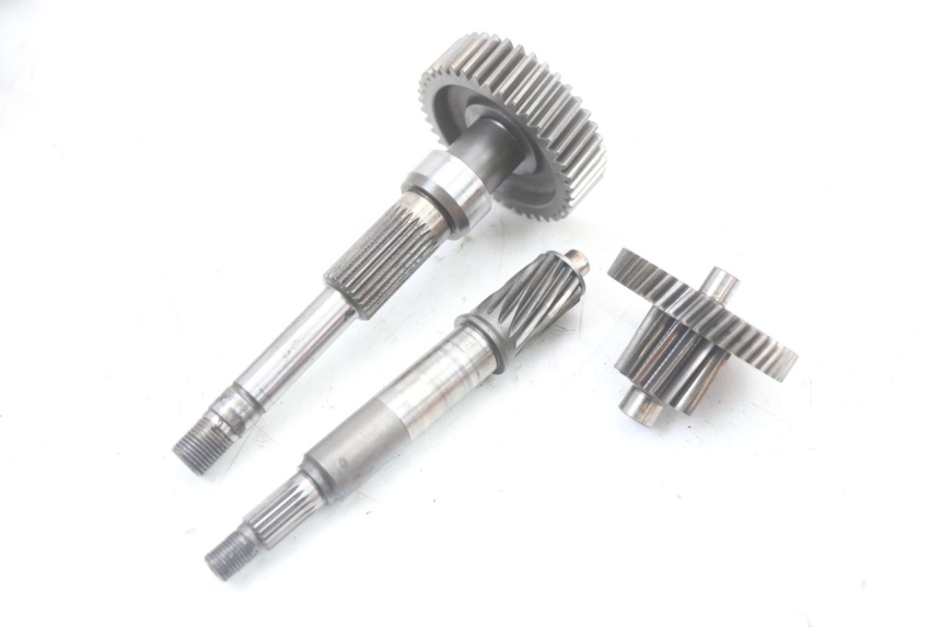 photo de REAR WHEEL SHAFT HONDA NES AROBASE 125 (2000 - 2003) - Additional view of the item