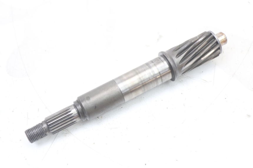 photo de REAR WHEEL SHAFT HONDA NES AROBASE 125 (2000 - 2003) - High-resolution close-up