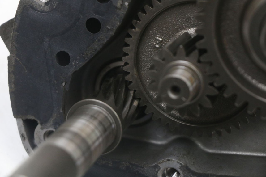 photo de REAR WHEEL SHAFT HONDA NES AROBASE 125 (2000 - 2003) - Technical close-up