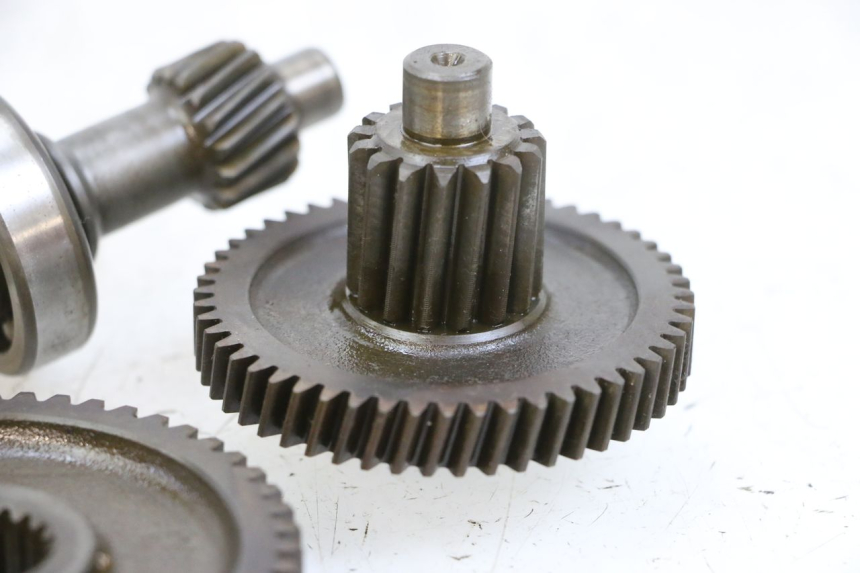 photo de REAR WHEEL SHAFT SPEEDY HT50QT6 50 - Surface and material condition