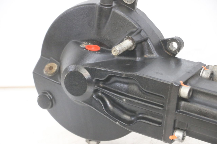 photo de REAR WHEEL SHAFT BMW K 75 RT 750 (1989 - 1997) - Distinctive features