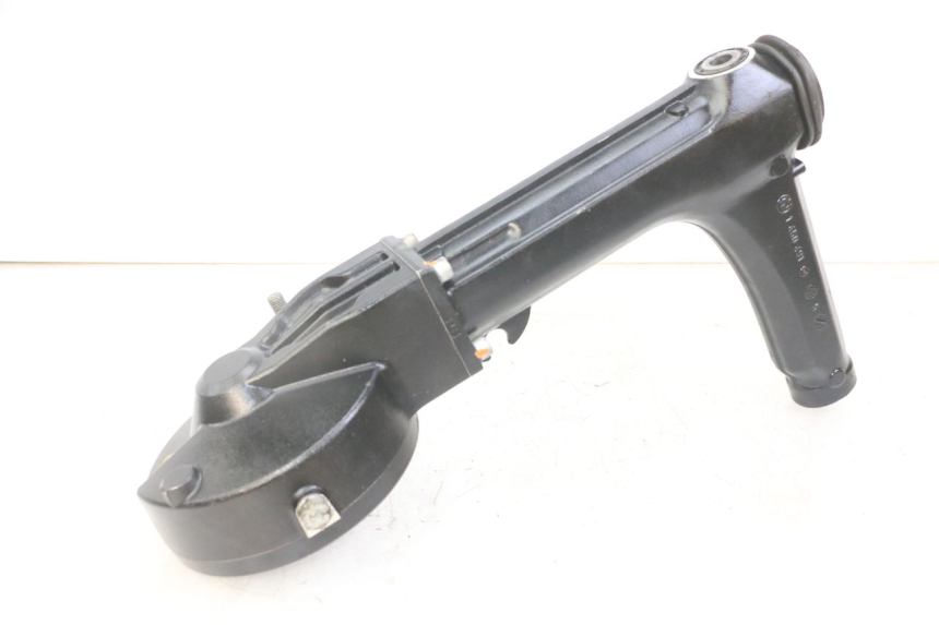 photo de REAR WHEEL SHAFT BMW K 75 RT 750 (1989 - 1997) - Surface and material condition