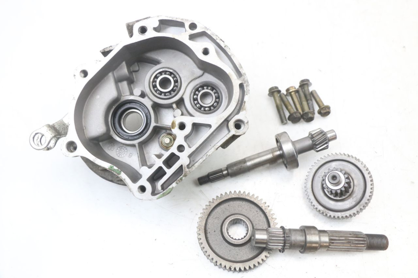 photo de WHEEL TRANSMISSION PEUGEOT KISBEE 4T 50 (2010 - 2017) - Alternative perspective