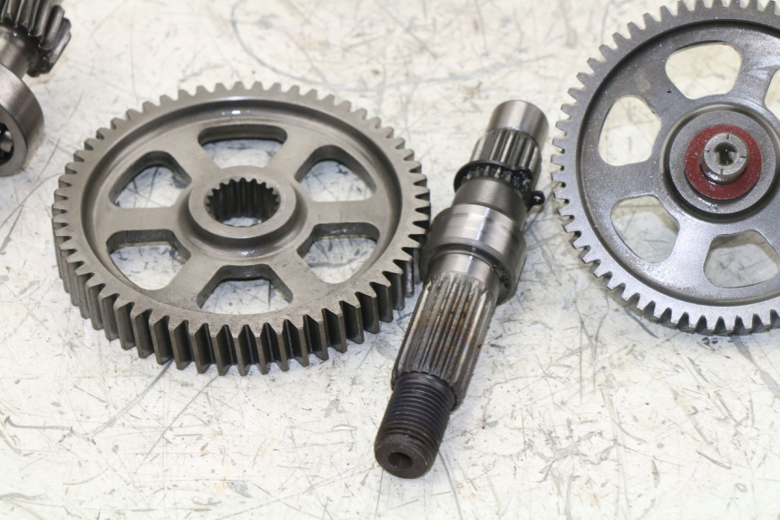 photo de REAR WHEEL SHAFT KYMCO AGILITY CITY 2T 50 (2008 - 2016) - Technical close-up