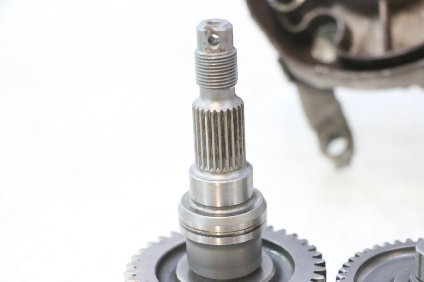 photo de REAR WHEEL SHAFT PIAGGIO LIBERTY IGET S 125 (2016 - 2020) - Detailed visual inspection