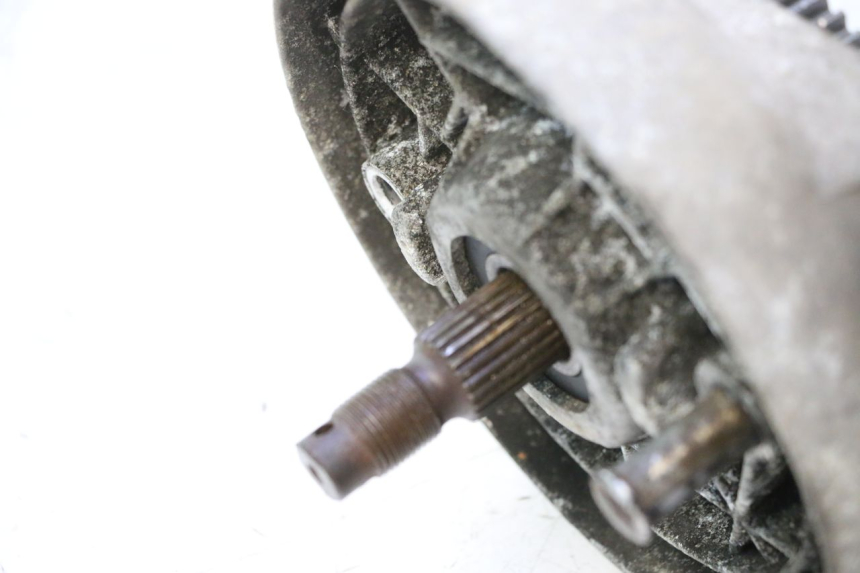 photo de REAR WHEEL SHAFT PIAGGIO LIBERTY 50 (1998 - 2003) - Alternative perspective