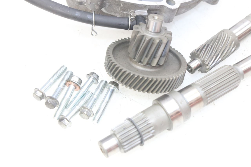 photo de REAR WHEEL SHAFT YAMAHA N-MAX NMAX 125 (2017 - 2020) - Additional view of the item