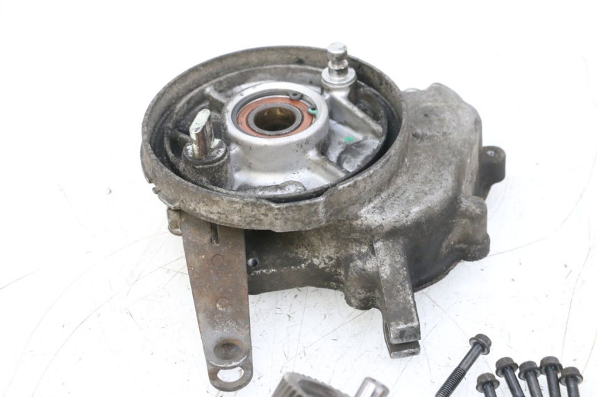 photo de REAR WHEEL SHAFT YAMAHA NEOS NEO'S 4T 50 (2008 - 2016) - Fixing points details