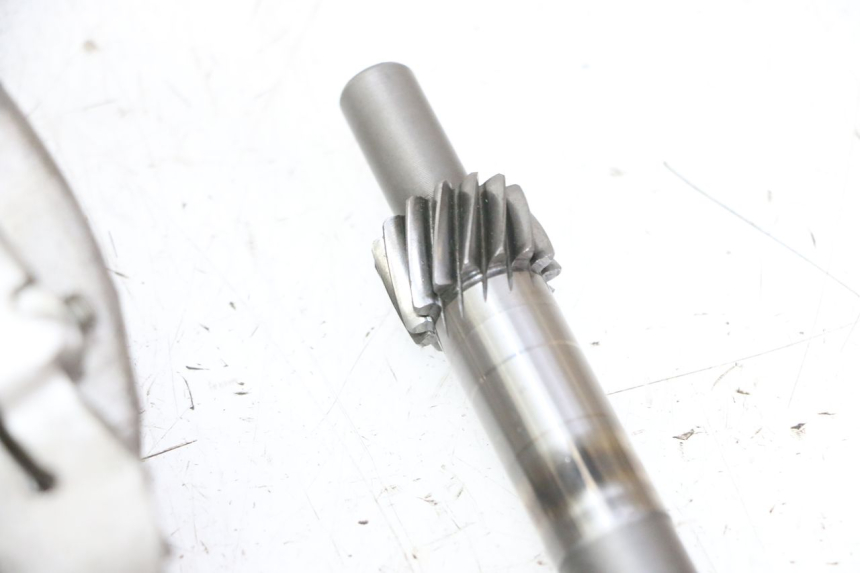 photo de REAR WHEEL SHAFT PIAGGIO NEW TYPHOON 50 (2010 - 2017) - Used quality zoom