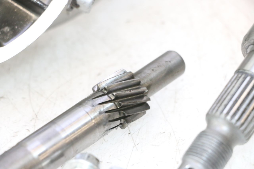 photo de REAR WHEEL SHAFT PIAGGIO NEW TYPHOON 50 (2018 - 2021) - Product overview