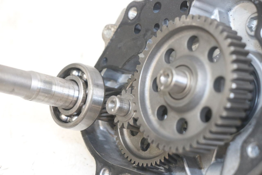 photo de REAR WHEEL SHAFT HONDA PCX (JF28) 125 (2009 - 2011) - Surface and material condition