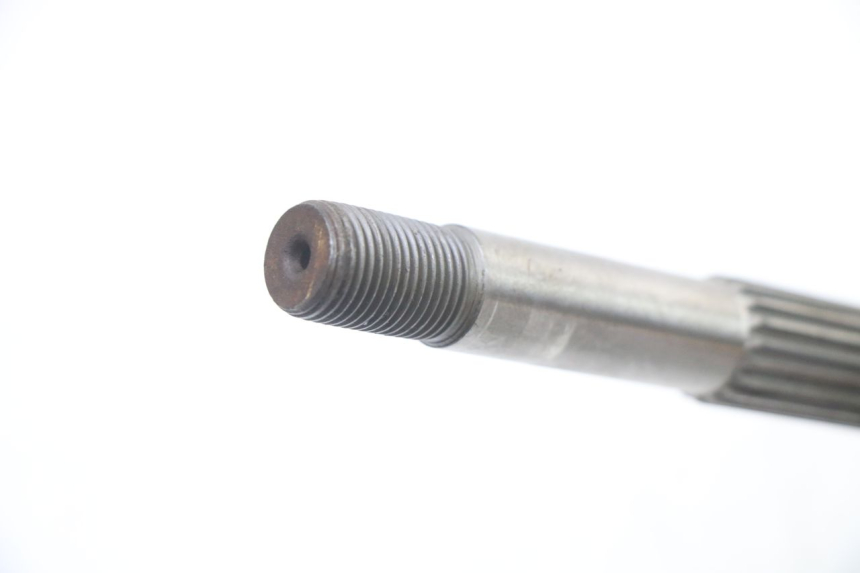 photo de REAR WHEEL SHAFT PEUGEOT VIVACITY 125 (2010 - 2017) - Distinctive features