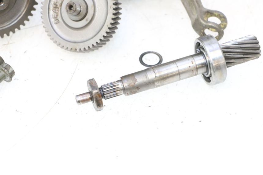 photo de REAR WHEEL SHAFT TNT MOTOR ROMA 12' 2T 50 (2007 - 2018) - Additional view of the item