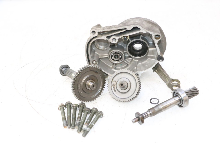 photo de REAR WHEEL SHAFT TNT MOTOR ROMA 12' 2T 50 (2007 - 2018) - High-resolution close-up