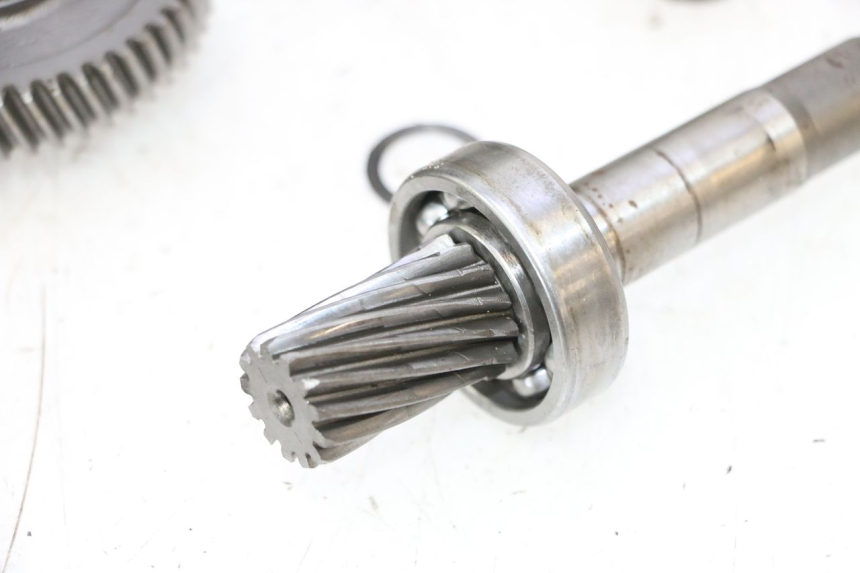 photo de REAR WHEEL SHAFT TNT MOTOR ROMA 12' 2T 50 (2007 - 2018) - Used quality zoom