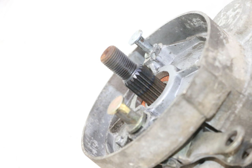 photo de REAR WHEEL SHAFT JM MOTORS SANTANA 50 (2014 - 2023) - Technical close-up