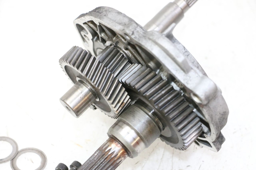 photo de REAR WHEEL SHAFT PEUGEOT SATELIS 125 (2013 - 2018) - Technical close-up