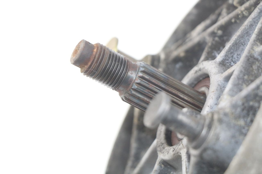 photo de REAR WHEEL SHAFT HONDA SCV LEAD 100 (2003 - 2007) - Fixing points details