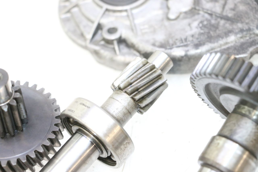 photo de WHEEL TRANSMISSION PEUGEOT SPEEDFIGHT LC 50 (1996 - 2002) - High-resolution close-up