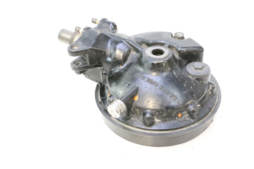 photo de REAR WHEEL SHAFT HONDA ST PAN EUROPEAN 1100 (1990 - 2002) - Alternative perspective
