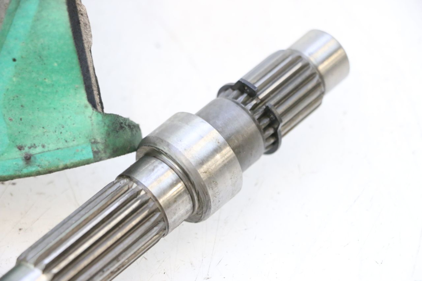 photo de REAR WHEEL SHAFT RAZZO STEED 125 (2012 - 2018) - Alternative angle