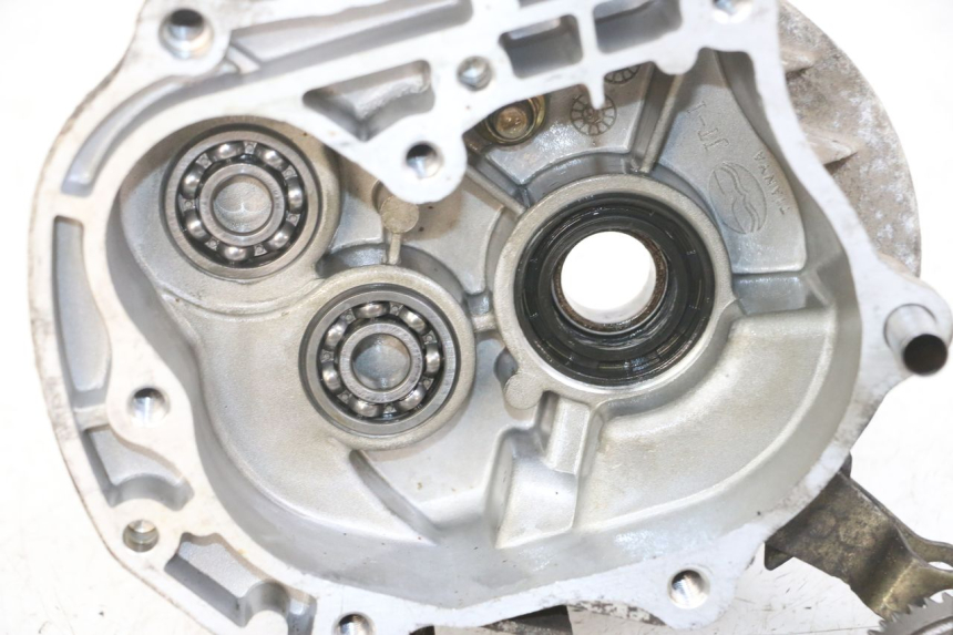 photo de REAR WHEEL SHAFT TNT MOTOR ROMA 10' 4T 50 (2019 - 2022) - Component zoom