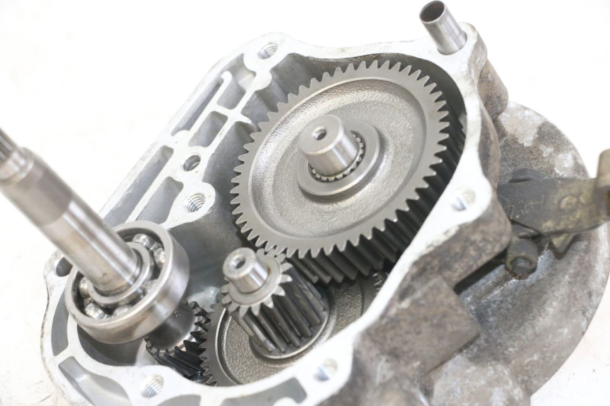 photo de REAR WHEEL SHAFT TNT MOTOR ROMA 10' 4T 50 (2019 - 2022) - Technical close-up