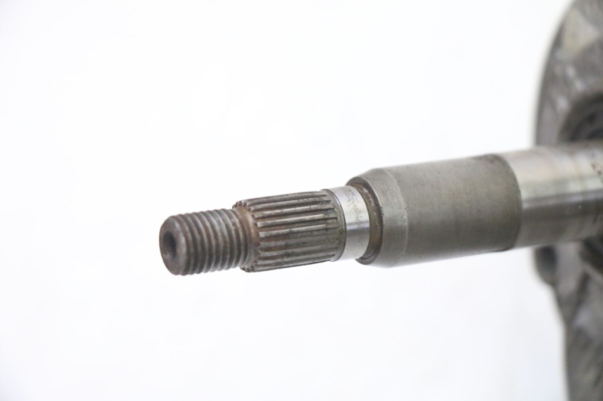 photo de REAR WHEEL SHAFT PEUGEOT VIVACITY 50 (2004 - 2009) - Technical close-up